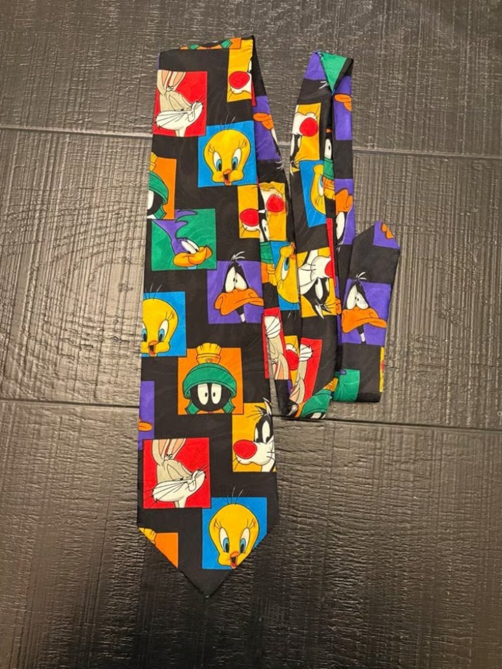 Vintage Looney Tunes Mania Silk Tie 1993 Retro Warner Bros Studio Collectible